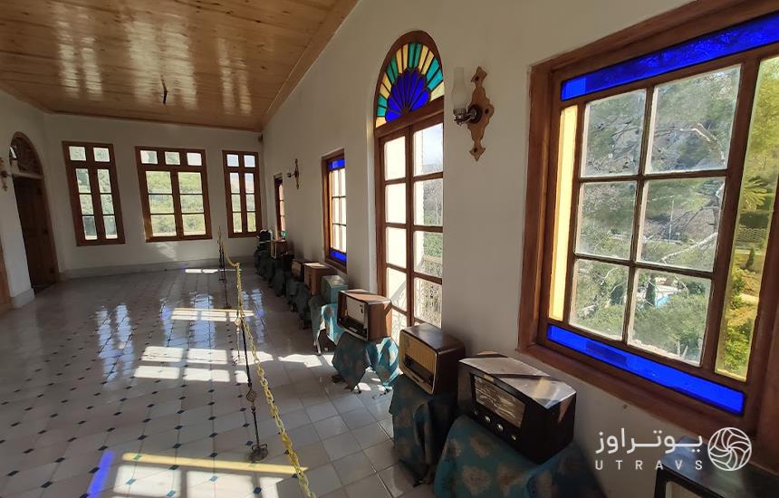 موزه رادیو در عمارت باغ دلگشا شیراز